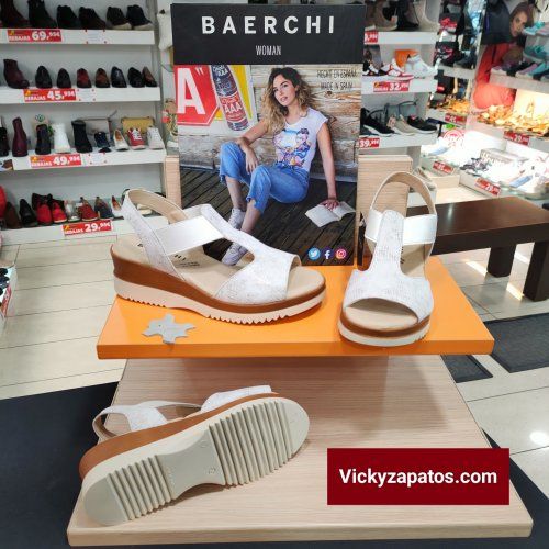Sandalia de Piel con Elástico Ajustable BAERCHI 40020 Hecho en España Coslada