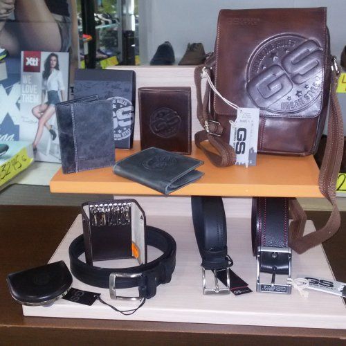 Carteras, Monederos y Llaveros
