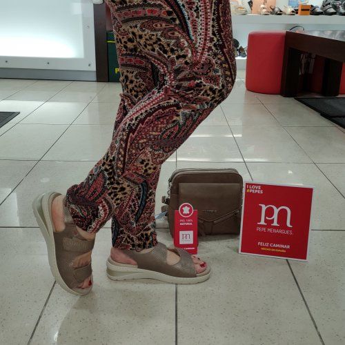 Sandalias cómodas para pies delicados