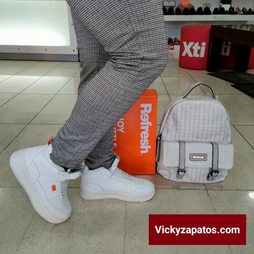 Bota Deportiva Nueva Colección REFRESH 79239 Moda VEGANA